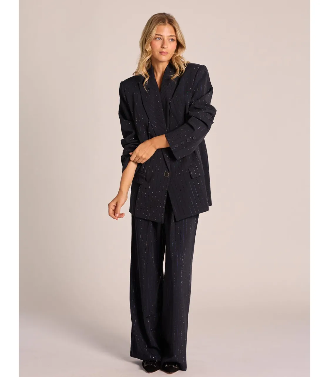 Alma en Pena Chaquetas|BLAZER RAYA DIPLOMÁTICA BRILLOS