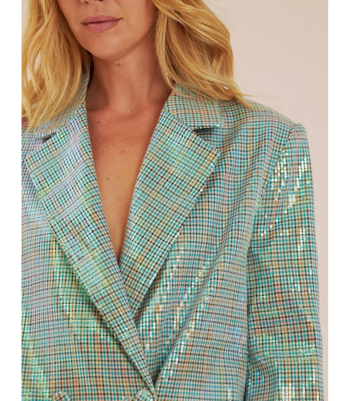 Alma en Pena Chaquetas|CHAQUETA CUBIERTA CON LENTEJUELAS