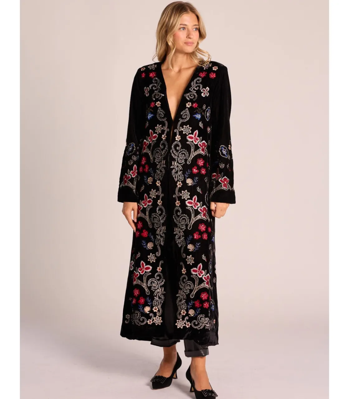 Alma en Pena Chaquetas|KIMONO TERCIOPELO BORDADOS