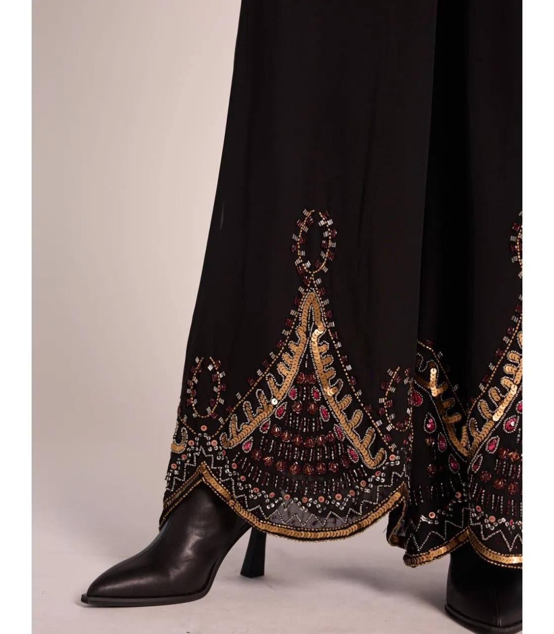 Alma en Pena Pantalones|PANTALÓN RECTO ABALORIOS